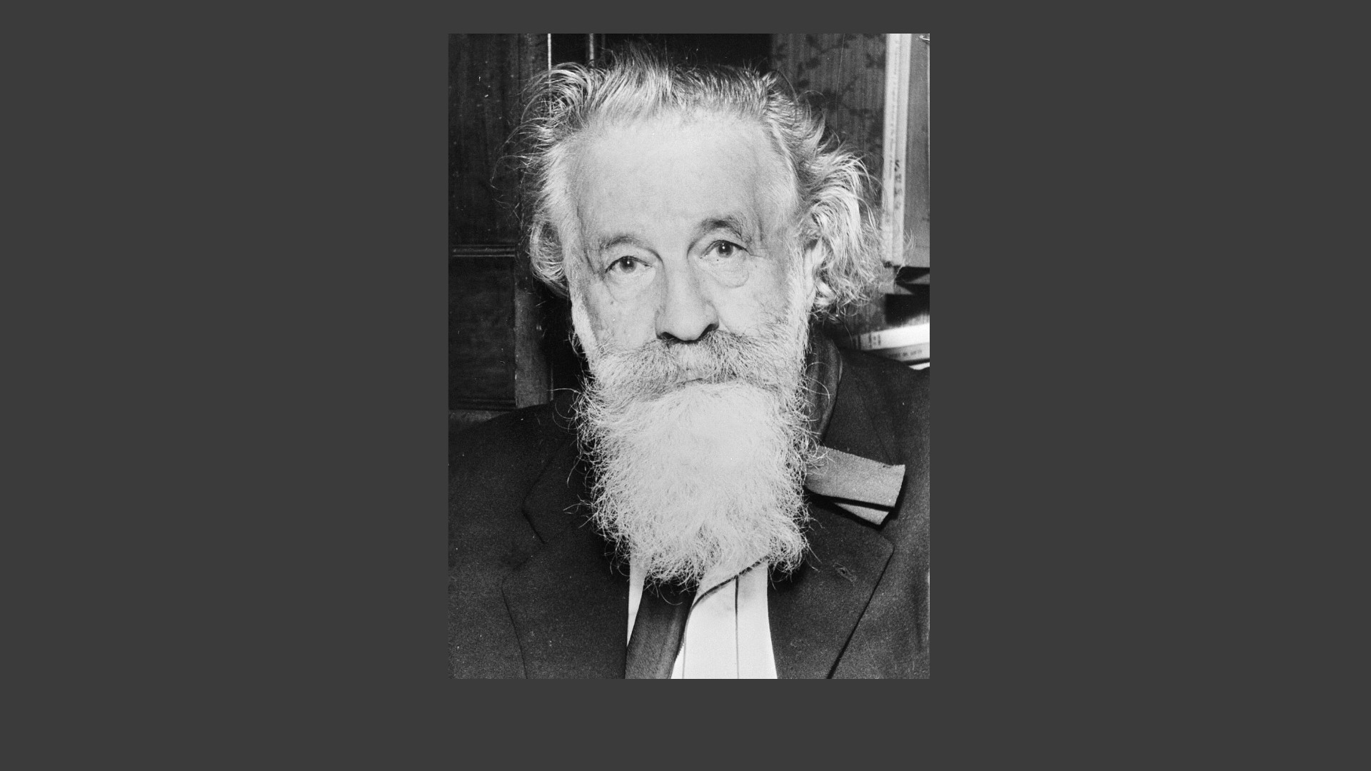 Gaston Bachelard dans La Pensée